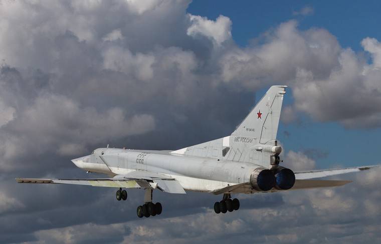 Российские Ту-22М3 выполнили полёт над нейтральными водами Чёрного моря