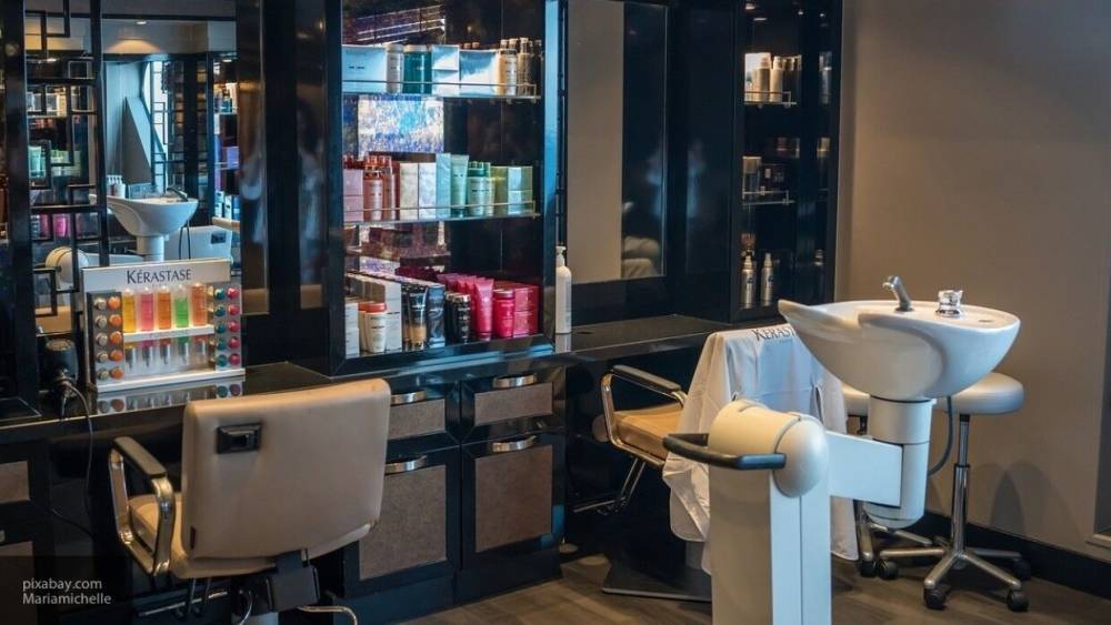 Посещение парикмахерской закончилось для 23 клиентов коронавирусом в Белгороде