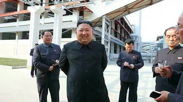 Опубликованы первые фото Ким Чен Ына после долгого отсутствия