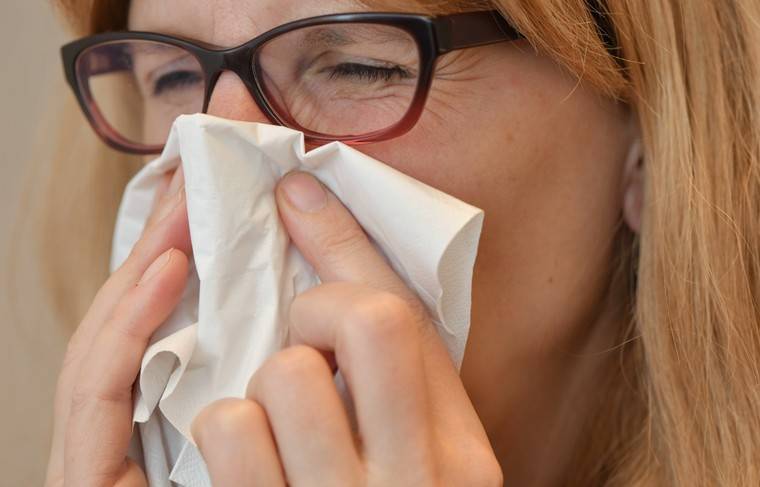 В Роспотребнадзоре рассказали о различиях симптомов аллергии и коронавируса