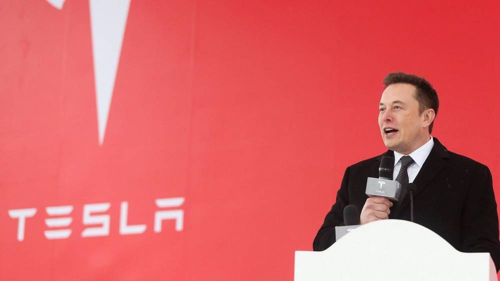 Маск одним сообщением в Twitter обрушил акции Tesla