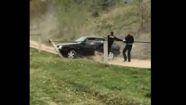 Случайный очевидец снял на видео задержание со стрельбой в Кисловодске