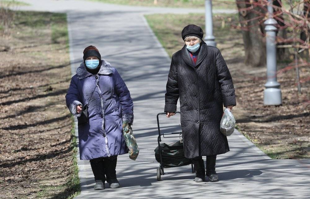 В начале пандемии москвичи относились к коронавирусу серьезнее, чем сейчас