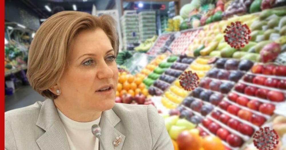 Попова предупредила о возможности передачи коронавируса через воду и еду