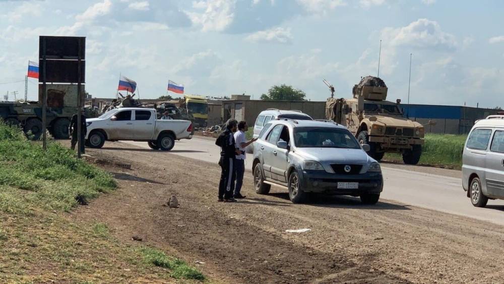 Военная полиция РФ блокировала патруль США в Сирии
