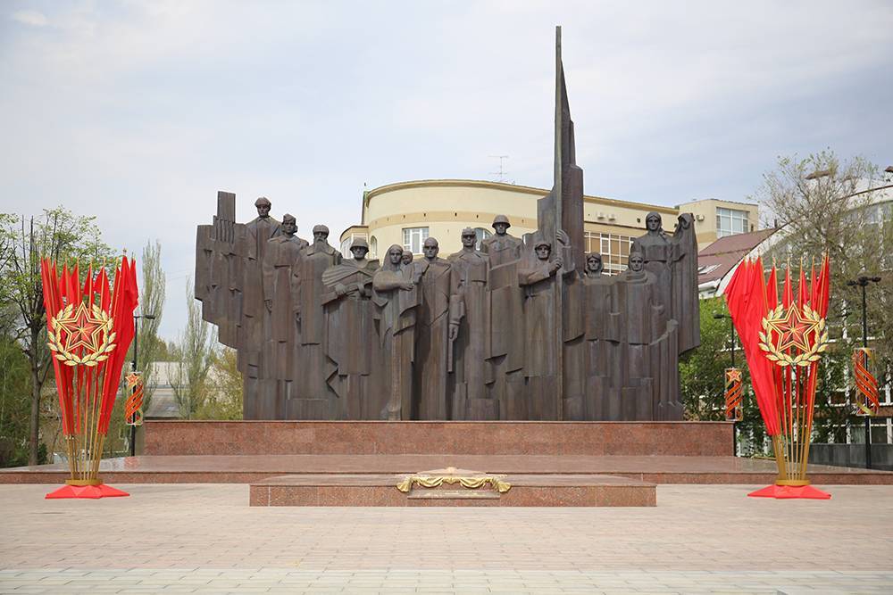 На площади Победы в Воронеже появились фонтаны и новая смотровая площадка