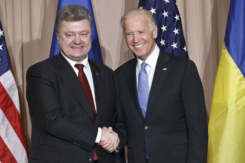 Как Байден Украиной «рулил»: Опубликованы записи переговоров Порошенко с бывшим вице-президентом США