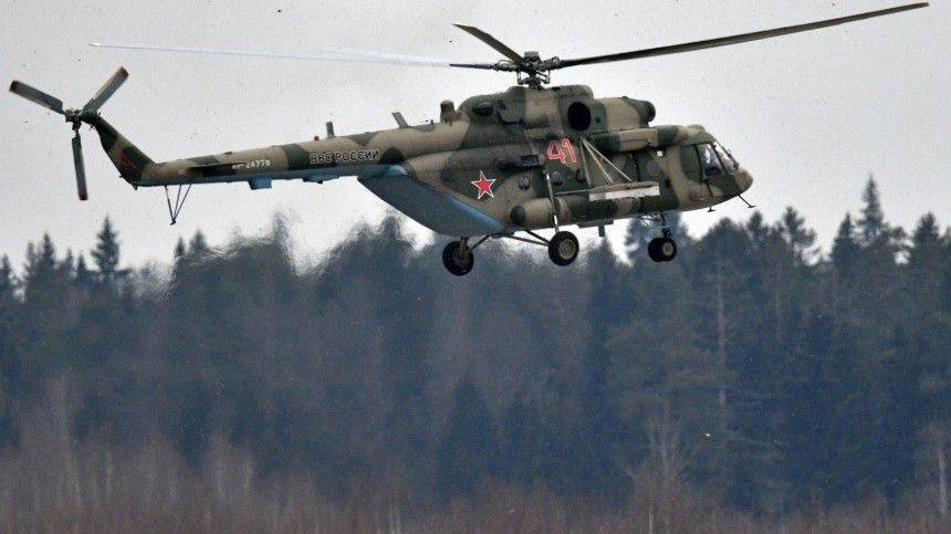 Видео с места жесткой посадки вертолета Ми-8 в Подмосковье