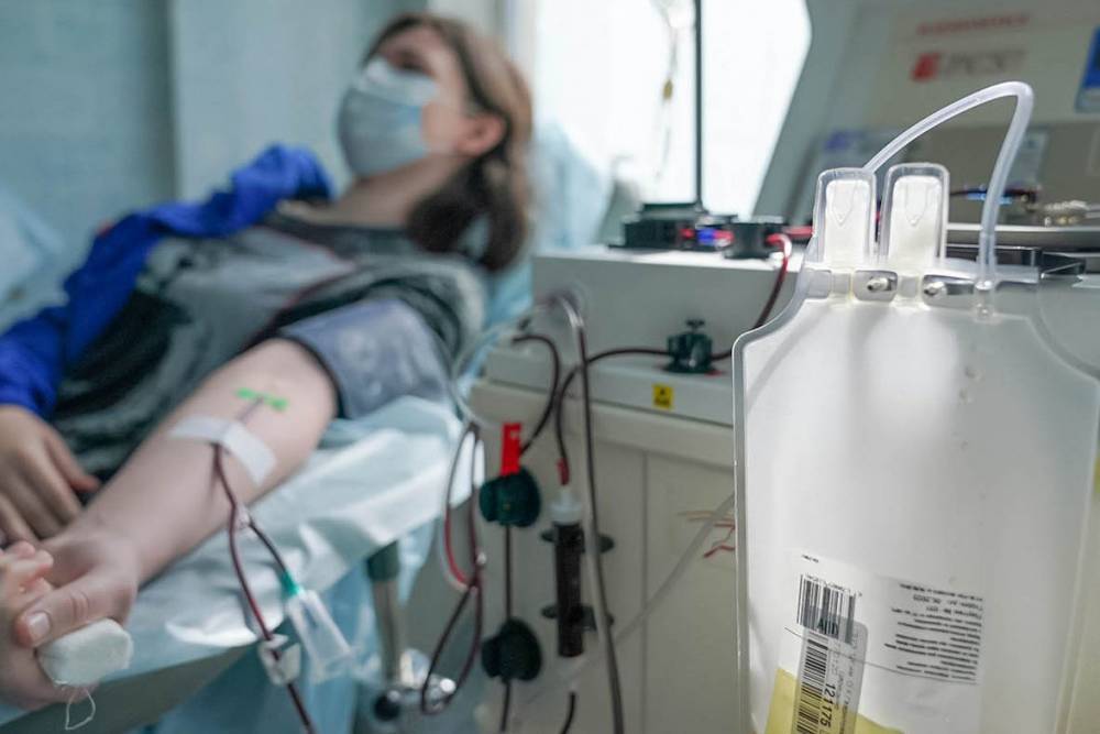 Более 540 доноров сдали плазму для лечения пациентов с коронавирусом в Москве