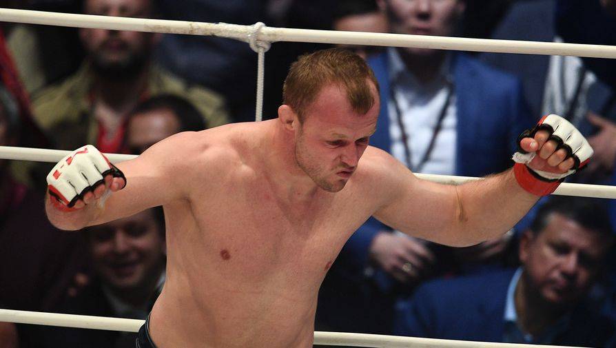 Российский боец Шлеменко рассказал о переговорах с UFC