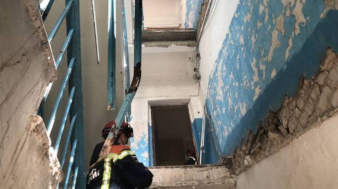 В Энгельсе Саратовской области произошло обрушение жилого дома