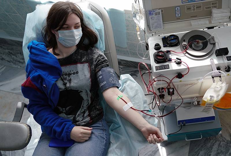 В Москве более 540 человек сдали плазму для лечения пациентов с коронавирусом