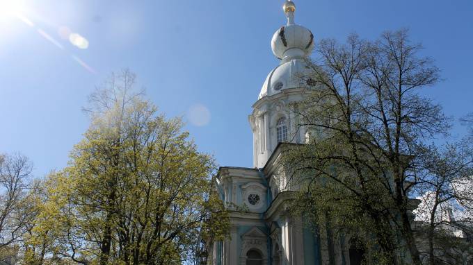 В Петербурге завершаетсся реставрация церкви Захарии и Елизаветы каре Смольного монастыря