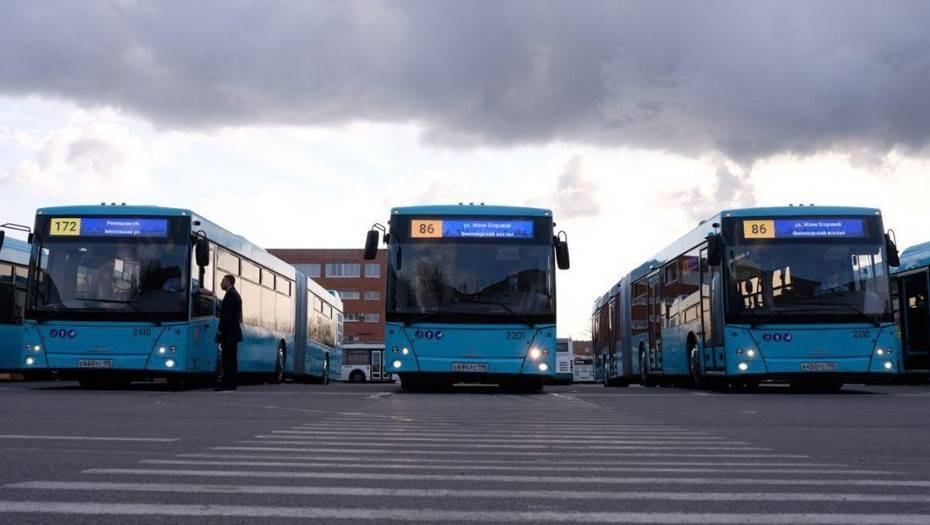 Сотню петербургских лазурных автобусов получила Пермь