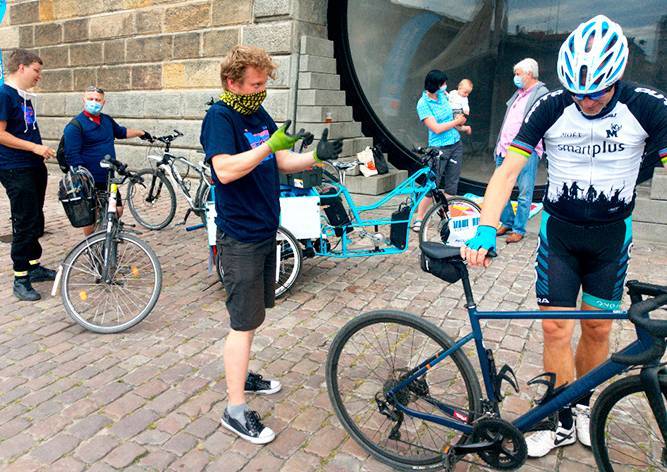 Прага предложила горожанам бесплатно обслужить их велосипеды