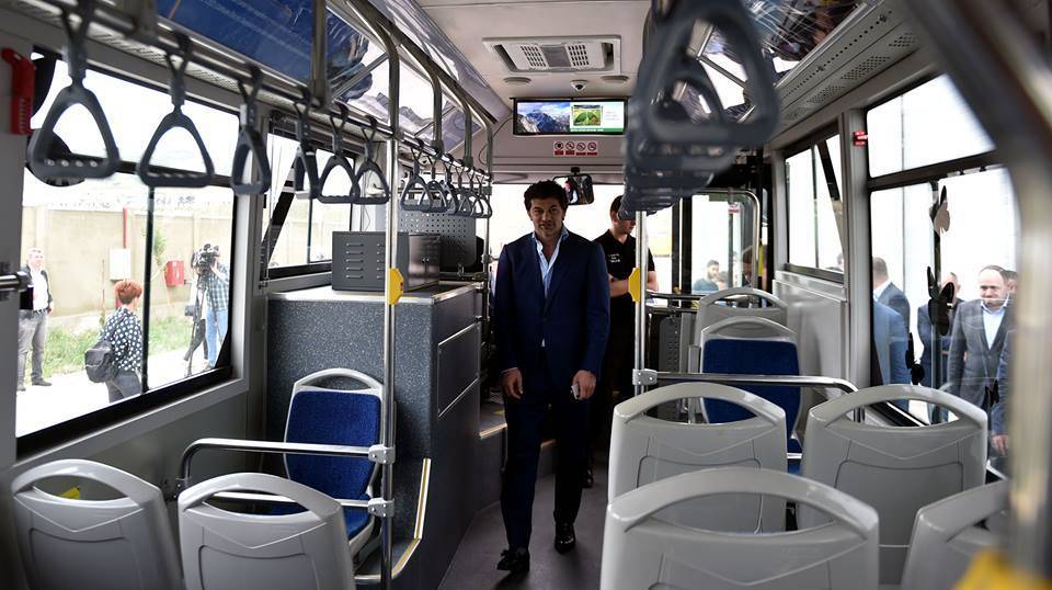 Каладзе: К концу года в Тбилиси полностью заменят «желтые автобусы»
