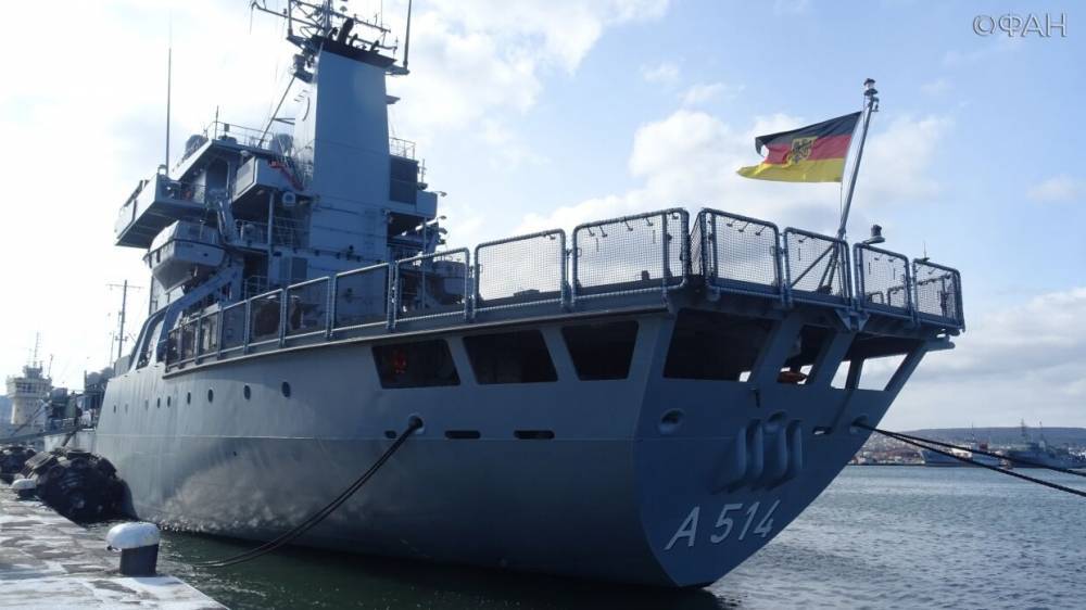 Sohu рассказала, как Россия заставила корабли НАТО бежать из Баренцева моря