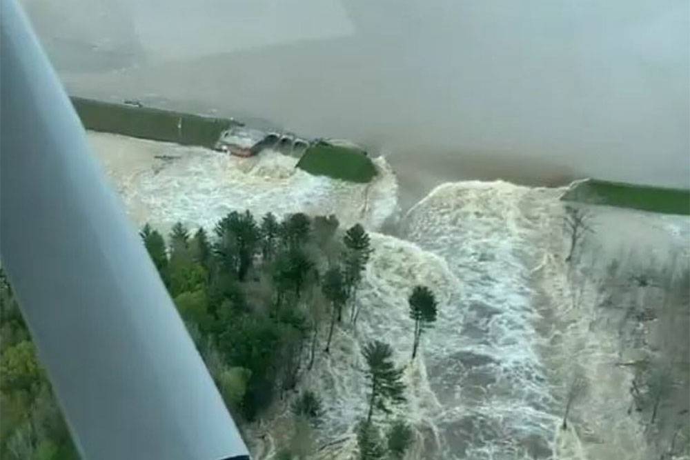 В Мичигане объявили режим ЧП из-за прорыва плотин и наводнения - rtvi.com - шт. Мичиган - state Michigan