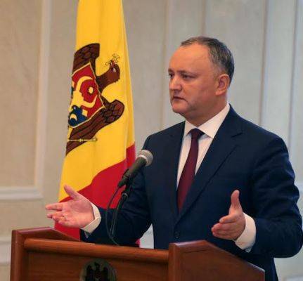 Президент Молдавии консолидирует парламент против политической мафии