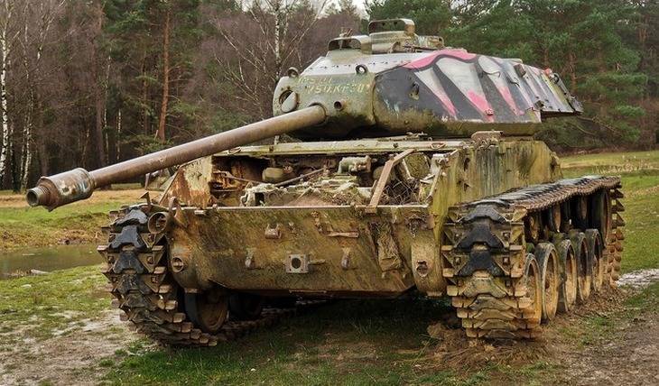 Генерал сравнил польские танки с фекалиями