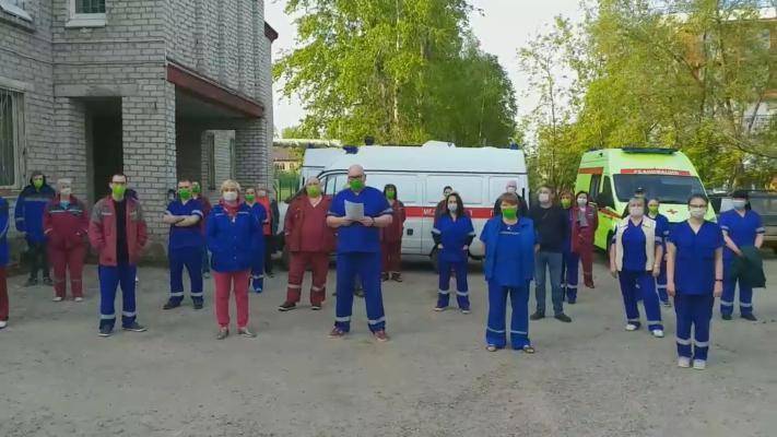 Работники скорой помощи из Перми пожаловались на отсутствие президентских выплат