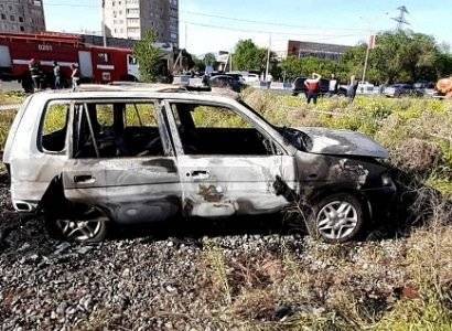 В Эчмиадзине сгорела машина: Есть погибший