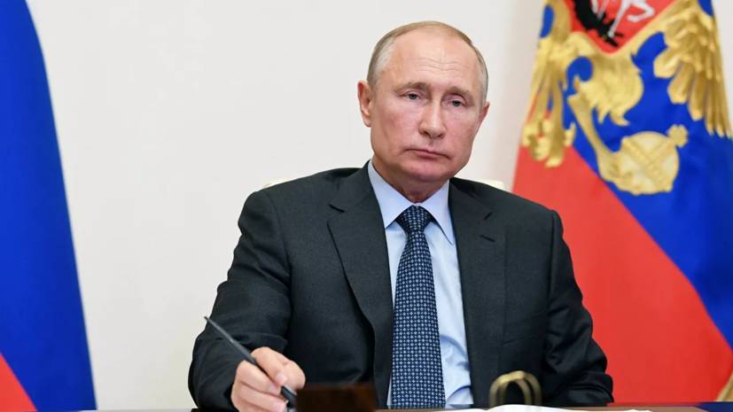 Путин поручил кабмину обеспечить финансовую поддержку Дагестану