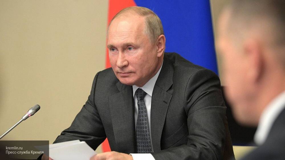 Путин поручил создать план по стабилизации ситуации с COVID-19 в Дагестане