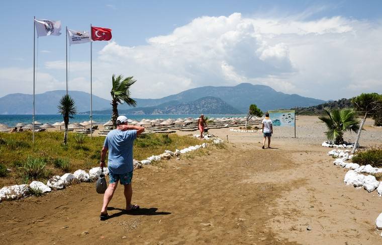 Турция отказалась принимать российских туристов
