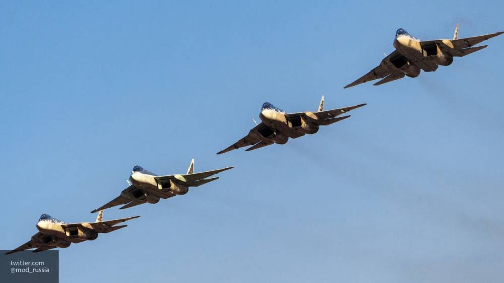 Журналисты Forecast Wire восхитились российским "смертоносным" беспилотником Су-57