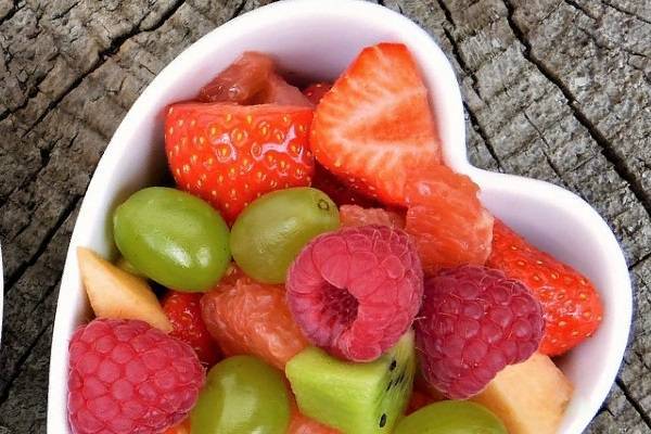 Елизавета Тихонова - Агроном объяснила, какие фрукты и ягоды весной лучше не покупать - abnews.ru - Новости