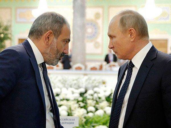 Как Путин поставил Пашиняна на место на виду у окружающих