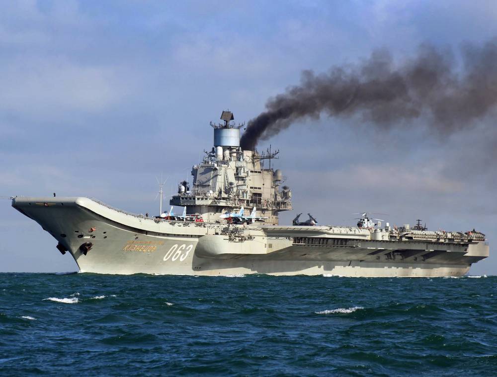 Ремонт многострадального «Адмирала Кузнецова» может ускорить Генпрокуратура