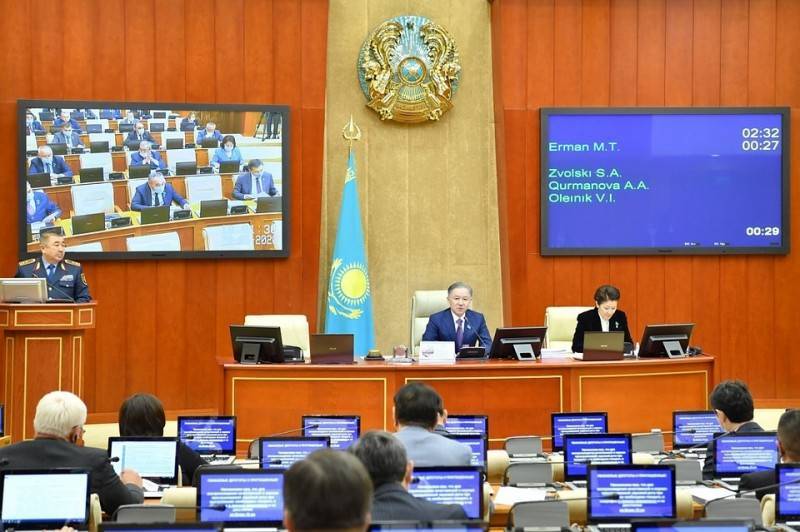 В Казахстане приняли новый закон о митингах в основу которого положен британский принцип