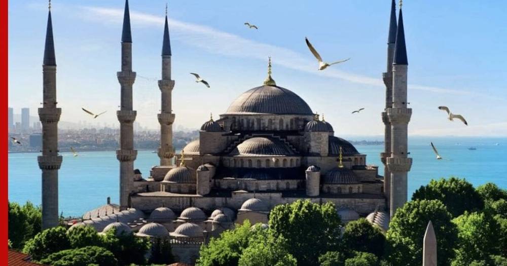 Турция назовет безопасные объекты для туристов в начале июня