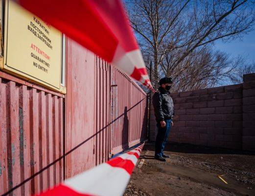 В Нур-Султане на карантин закрыли строительный объект