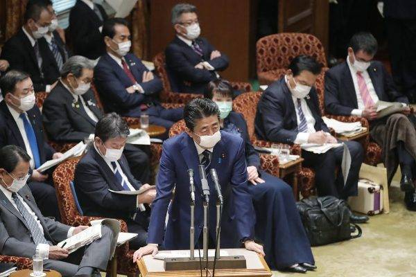Япония готовится к новой битве с вирусом: Вторая волна эпидемии неизбежна