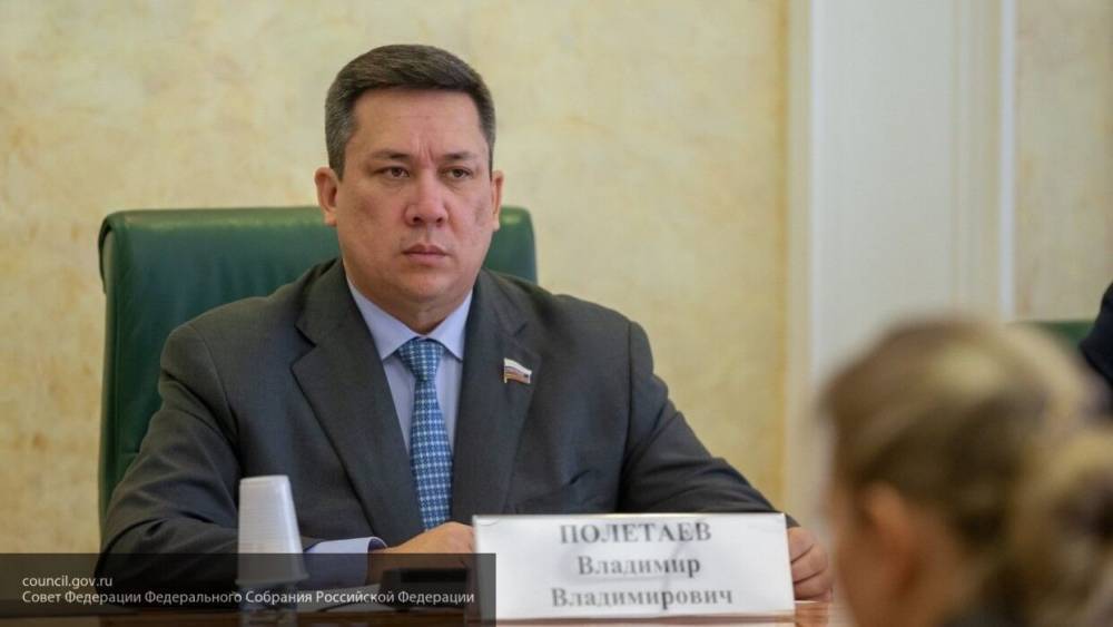Полетаев заявил о необходимости закрепить понятие "самоизоляция" на законодательном уровне