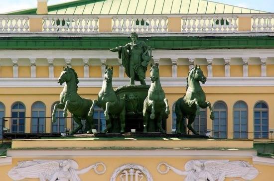 Работники культуры в Санкт-Петербурге провели онлайн-флешмоб