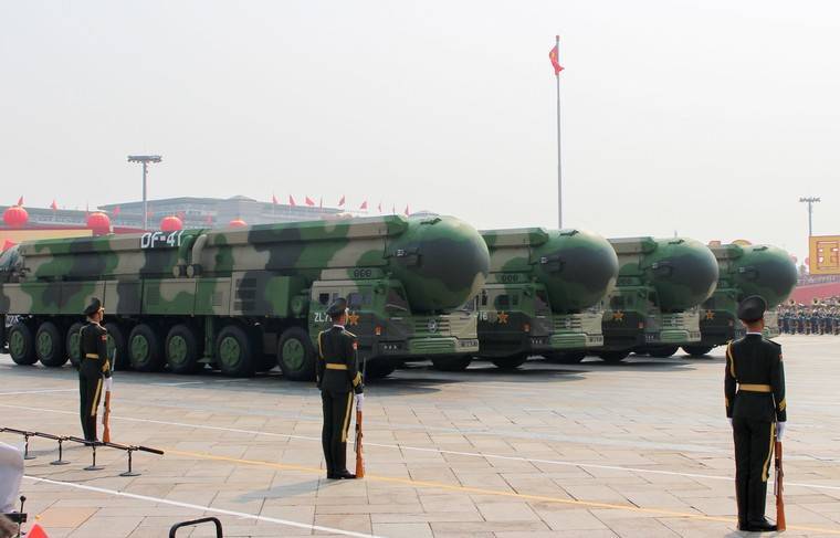 США предложат договор по контролю над вооружениями с участием КНР
