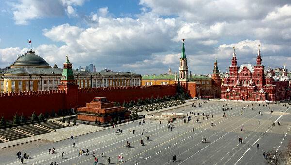 Коммунистов России оскорбило предложение Жириновского продать мумию Ленина