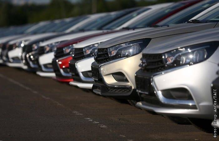 "Черный апрель" обрушил выпуск легковых машин в РФ на 79,2%