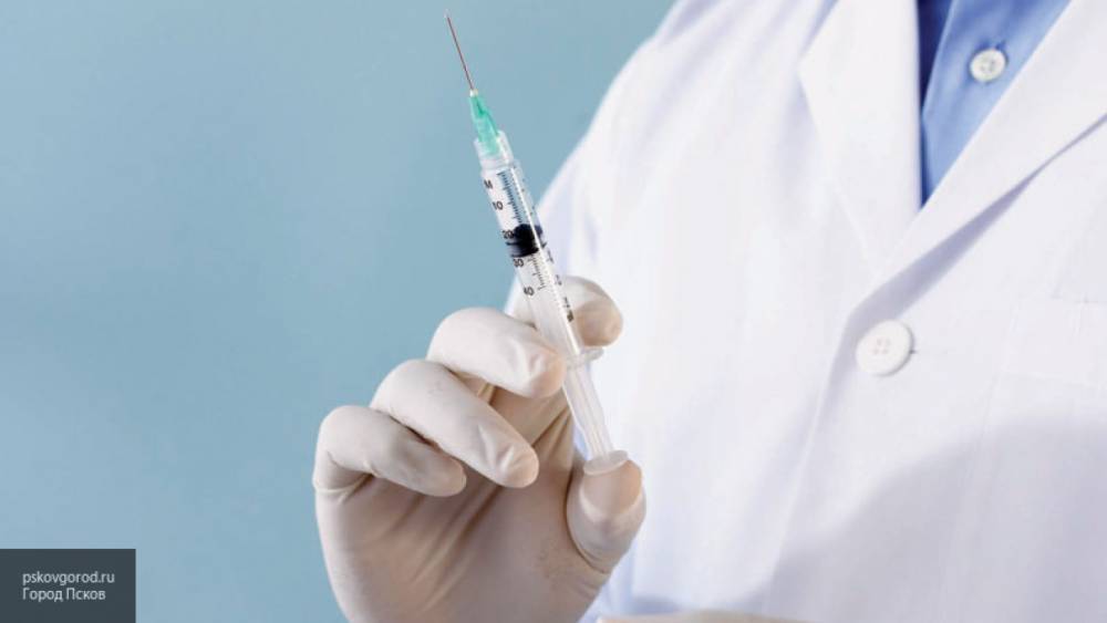 Попова рассказала, с кого начнут вакцинацию от коронавируса в России