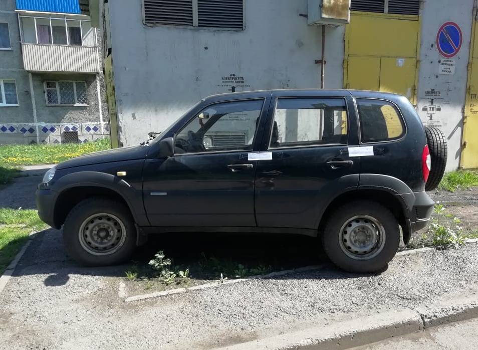 В Кузбассе у стройфирмы арестовали машину за долг по зарплате бывшей сотруднице