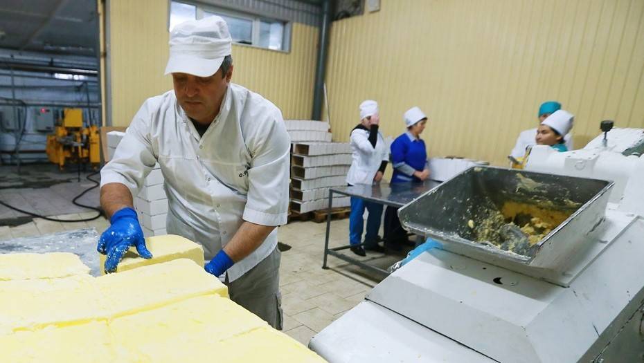 Схему производства меняющего срок годности масла раскрыли в Петербурге