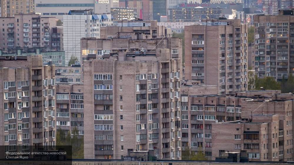 Полиция обнаружила трупы двух мальчиков в многоэтажке в центре Петербурга