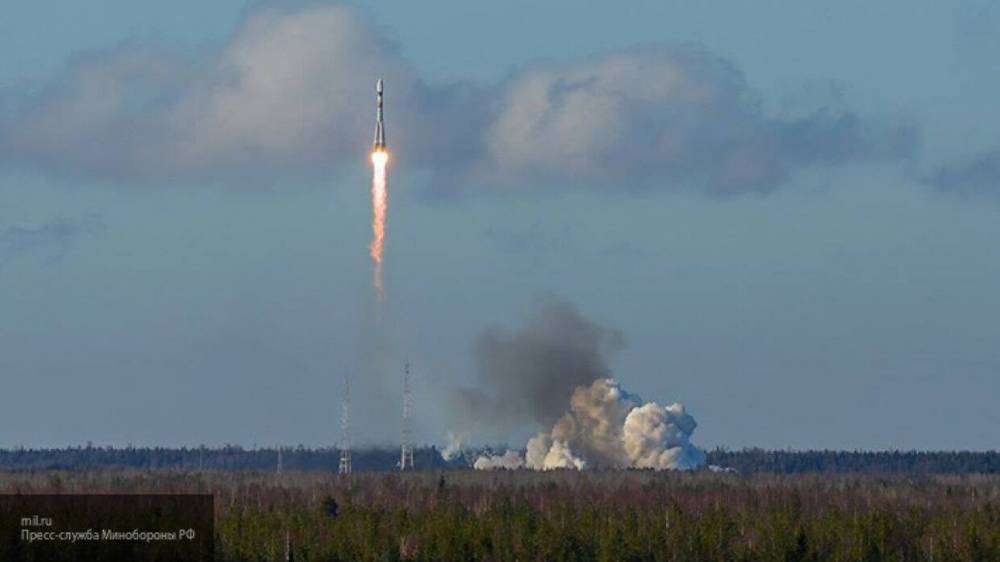 Россия отправила военный спутник на орбиту Земли с космодрома Плесецк