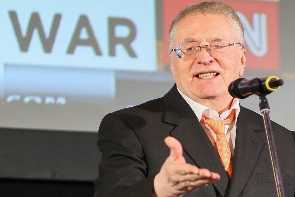 Жириновский призвал испытать вакцину от коронавируса на заключенных