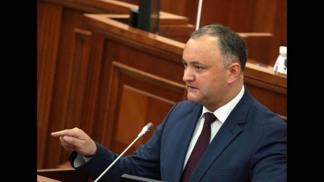 Молдавская оппозиция действует по плану Плахотнюка — Додон