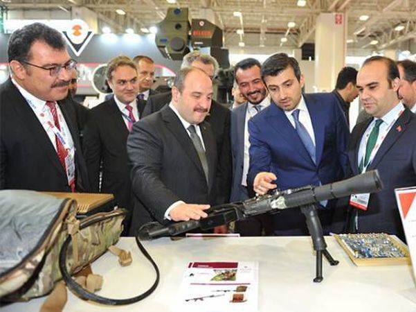 Анкара может вооружить Баку дронами и лазерным оружием